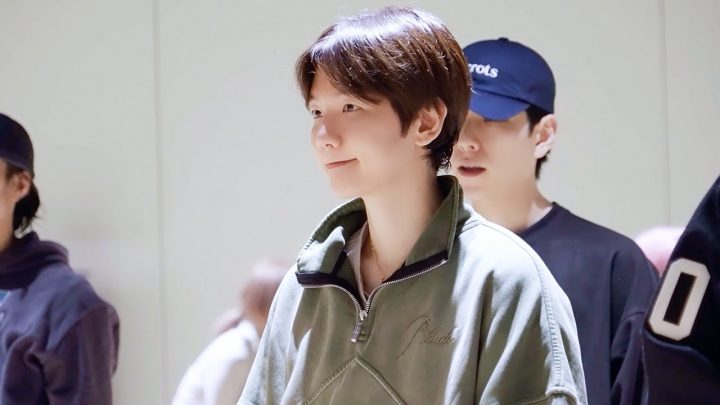 Lonsdaleite Practice Behind | BAEKHYUN