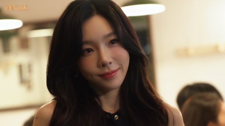 [TAENG LOG #19] 지금 이미 밖이잖아 !🏡😵 (TAEYEON Uber Taxi Behind)