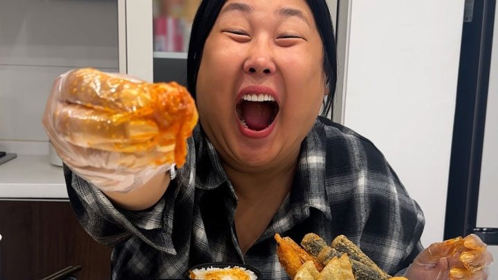 밥은 먹고 일해라~~~~
