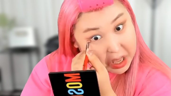 찰진 쉐도우로써~ 메이크업쇼