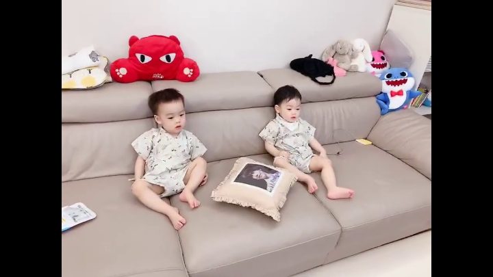 삼촌의 Dreaming 뮤직비디오 리액션!👀 이모삼촌들 오랜만이에요! || 규티비👦🏻👦🏻