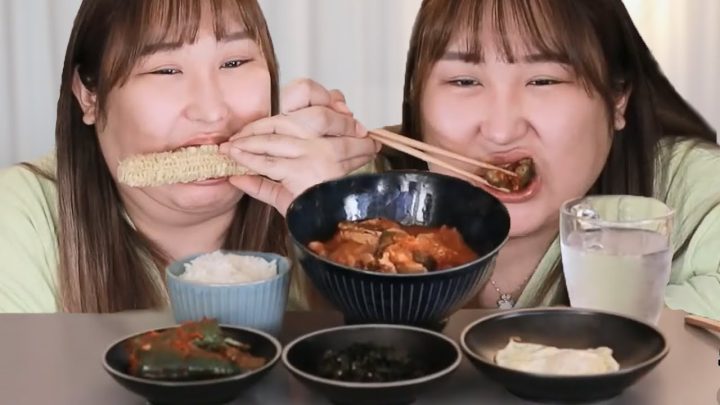 옥수수 하모니카불고 삼겹김치찜 먹방[muckbang/eatingshow]