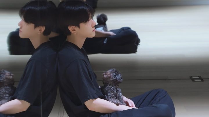 'Pineapple Slice' Dance Practice Behind | 백현 (BAEKHYUN)