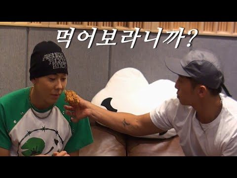 [유브이 녹음실] 로꼬 씨 진짜 너무하시네요 (ENG)