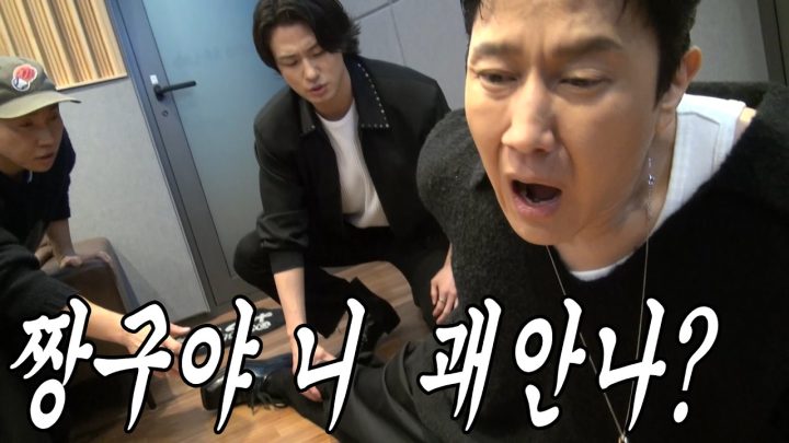 [유브이 녹음실] 대배우의 굴욕적인 모습 (정우, 신승호 편) (ENG)